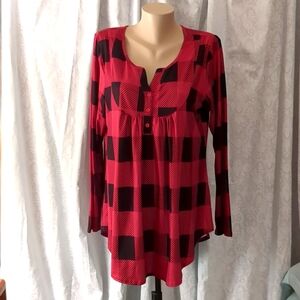 Cute Black and Red Checkered Tunic Top